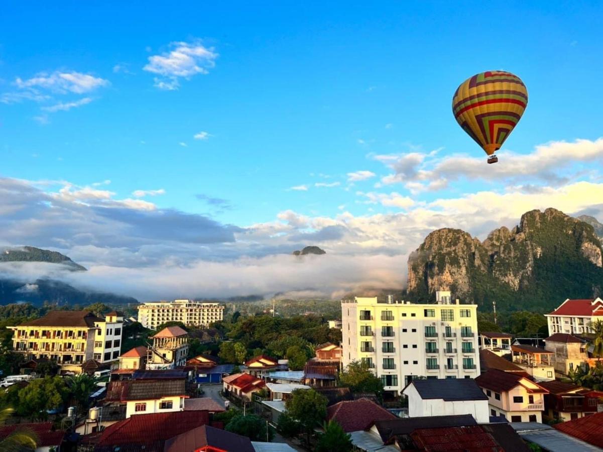 Vang Vieng Topview Hotel Eksteriør billede