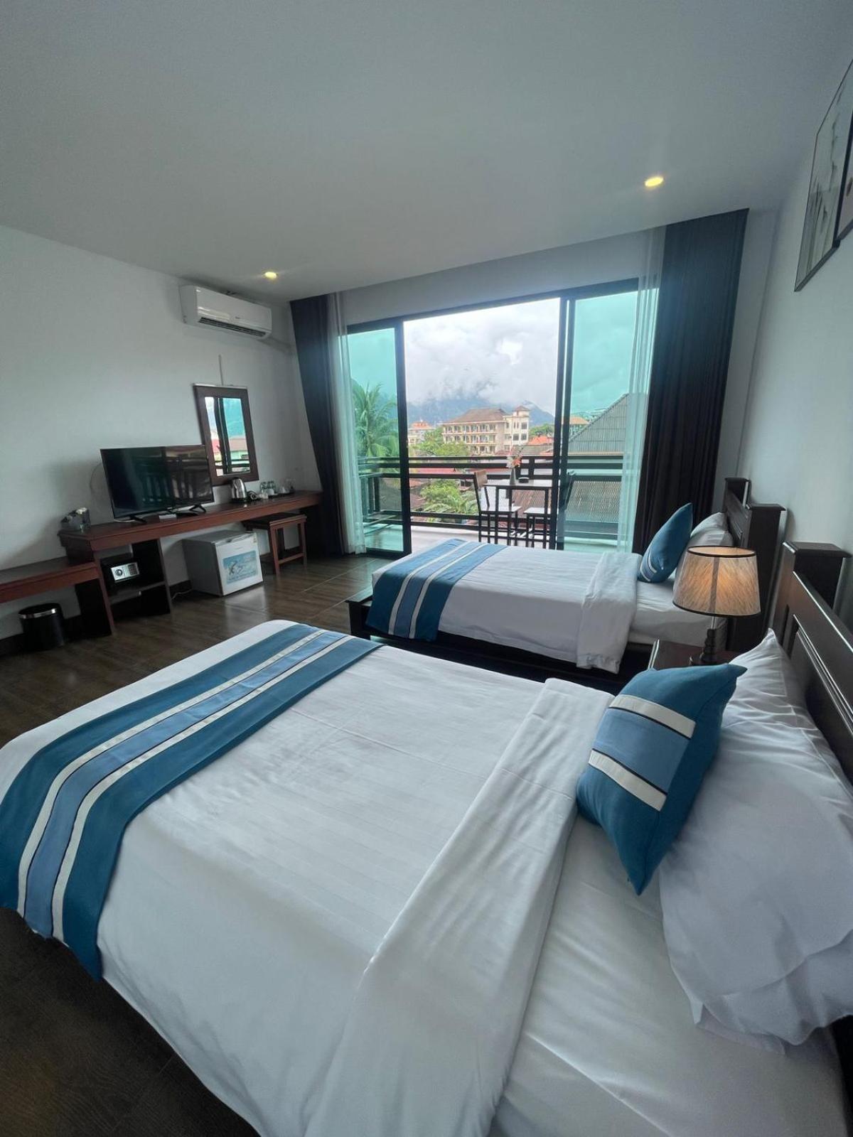 Vang Vieng Topview Hotel Eksteriør billede