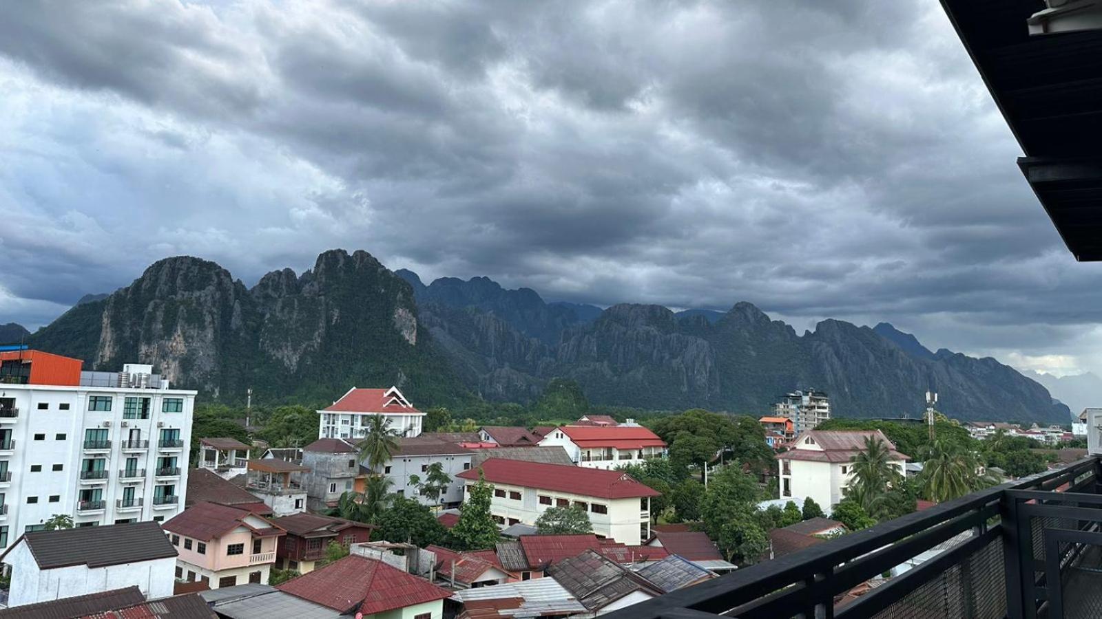 Vang Vieng Topview Hotel Eksteriør billede